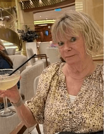 Gina Hollis Obituary